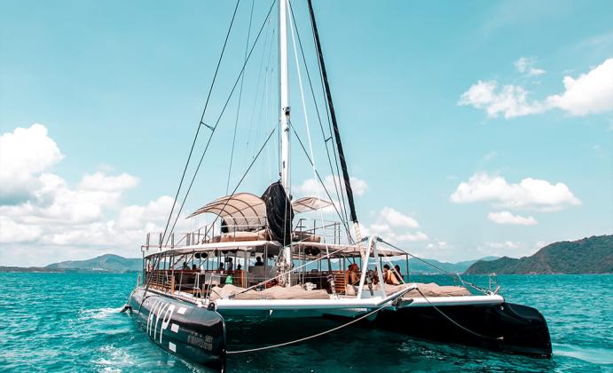 Катамаран на 15 человек